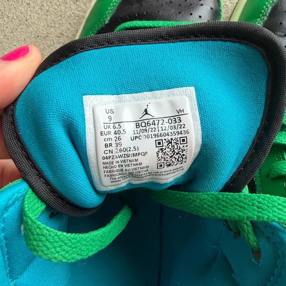 Nike Air Jordan 1 Mid Lucky Green Aquatone Women’s Size 9 Sneakers - Picture 3 of 9